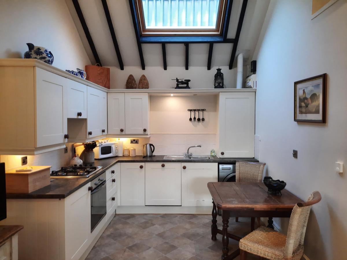 The Shippon, Parc Yr Odyn, Pentraeth, Anglesey Ll75 8Ul Villa Eksteriør bilde
